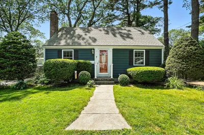 7 Vermont Ave 1