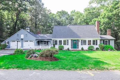 14 Raymond Drive 1