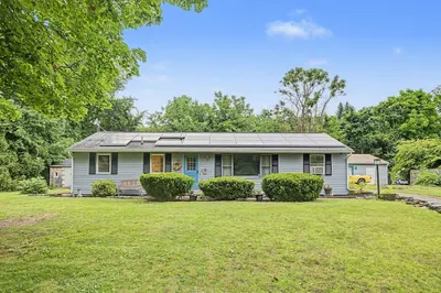 11 Crestview Drive