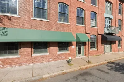 18 Bridge St 1
