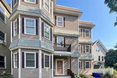 6 Wyman Street #3
