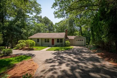 101 Topsfield Road 1