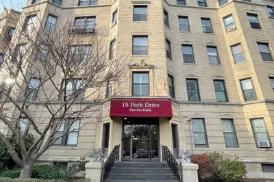 15 Park Drive #25
