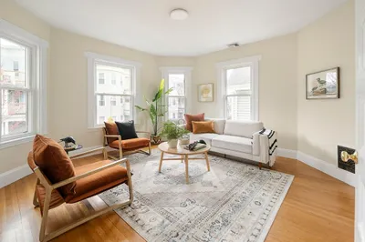 28 Thornley St #2