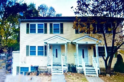 20 Hunt St #20
