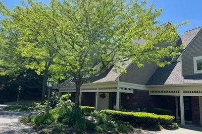74 S Quinsigamond Ave #7 1