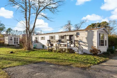 300 Nathan Ellis Hwy #59 1