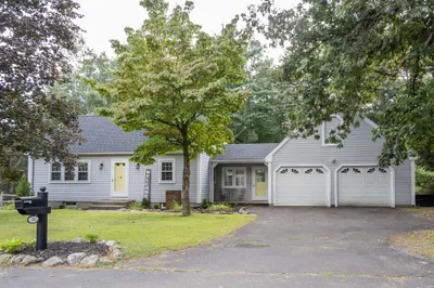 26 Deepwoods Dr 1