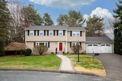 15 Massasoit Circle 1