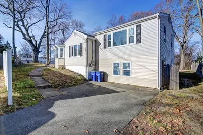146 Hayward St 1