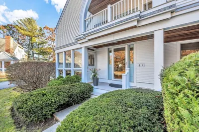 4 Bob White Cres #4 1