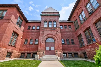 31 Elizabeth Street #103 1