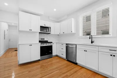 79 Sydney Street #2 1
