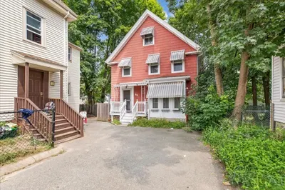 64 Elm Ave