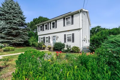 12 Cedarview St