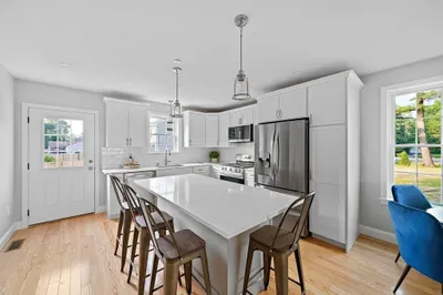 30 Old Washington St #5 1