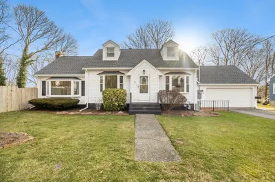 26 Wendell St 1