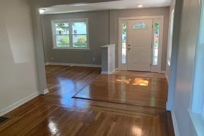 18 Silver St