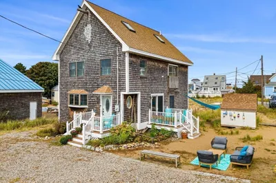 8 Harbor St 1