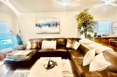 193 Sheridan Ave #1