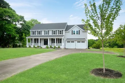 461 Old Bedford Road 1