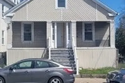 296 County St