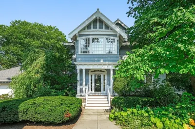85 Williston Rd 1