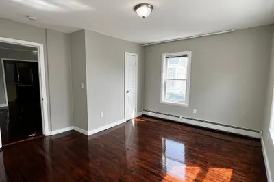 27 Spruce St #2