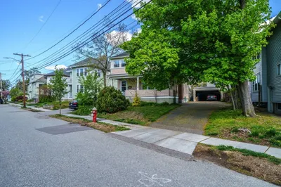 9 Fairview Ave