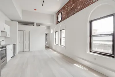 105 William Street #407 1