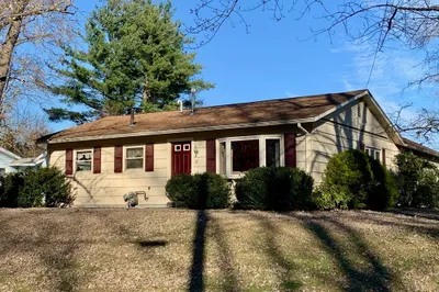 14 Locust St 1