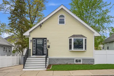 11 Sherbrook St 1