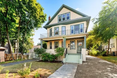 164 Maplewood St #164