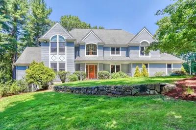 12 Pettees Pond Lane 1