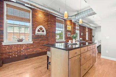 25 Cedar St #14 1