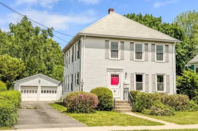 17 Worcester Ave 1