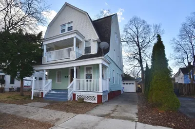 14 Lafayette St