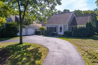 2 Harding Ln 1
