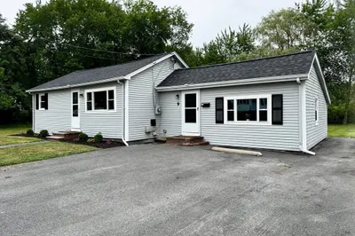 9 Bliss St