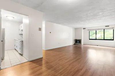 2130 Massachusetts Ave #2D