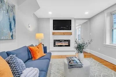42 School St #2 1