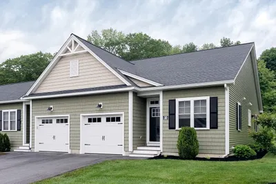 10 Soucy Drive #10 1