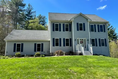 278 Oakham Rd 1