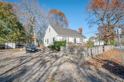 71 Menton St
