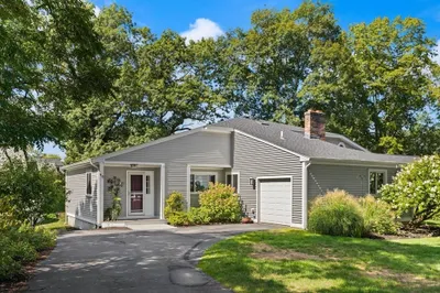 93 Edgemere Blvd #93 1