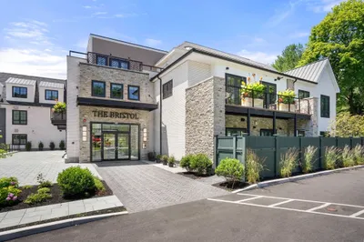 148 Weston Rd #101