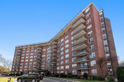 280 Boylston St #405 1