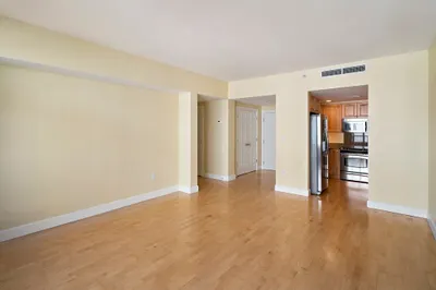 10 Bowdoin St #515
