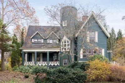 186 Pleasant Street