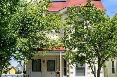 63 Bow St #1